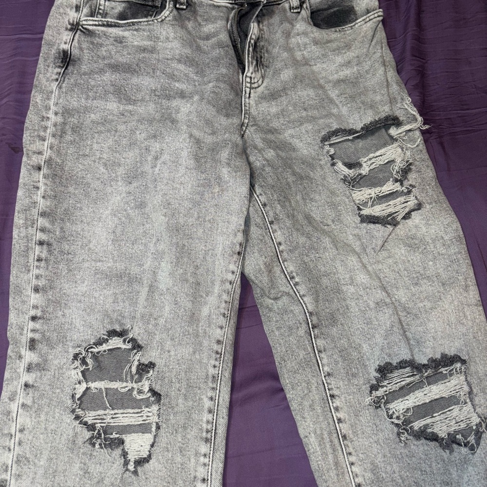 Grey high rise straight woman jeans